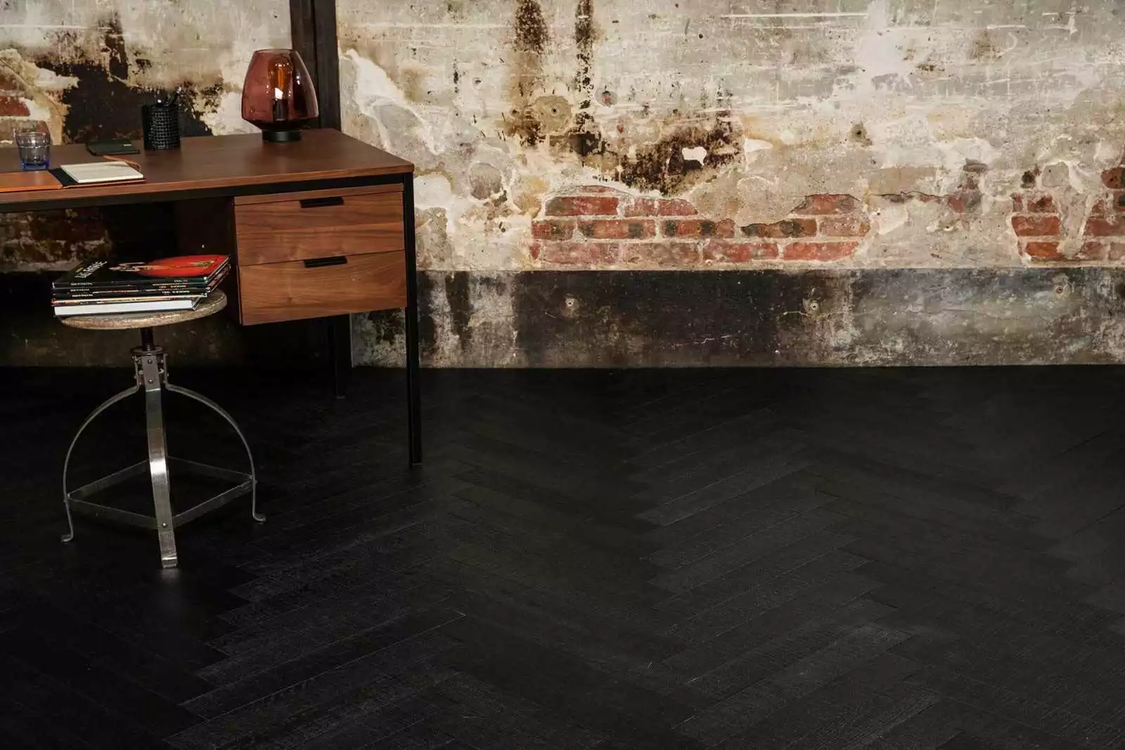INTENSE BLACK HERRINGBONE