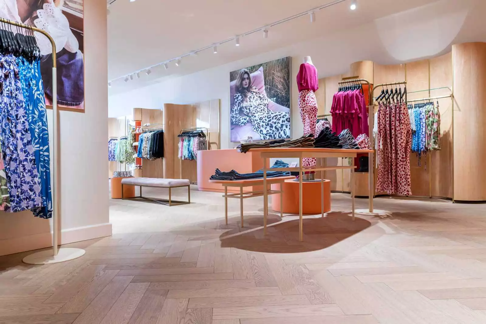 parquet contrecollé Bâton Rompu MONTREAL VERNIS