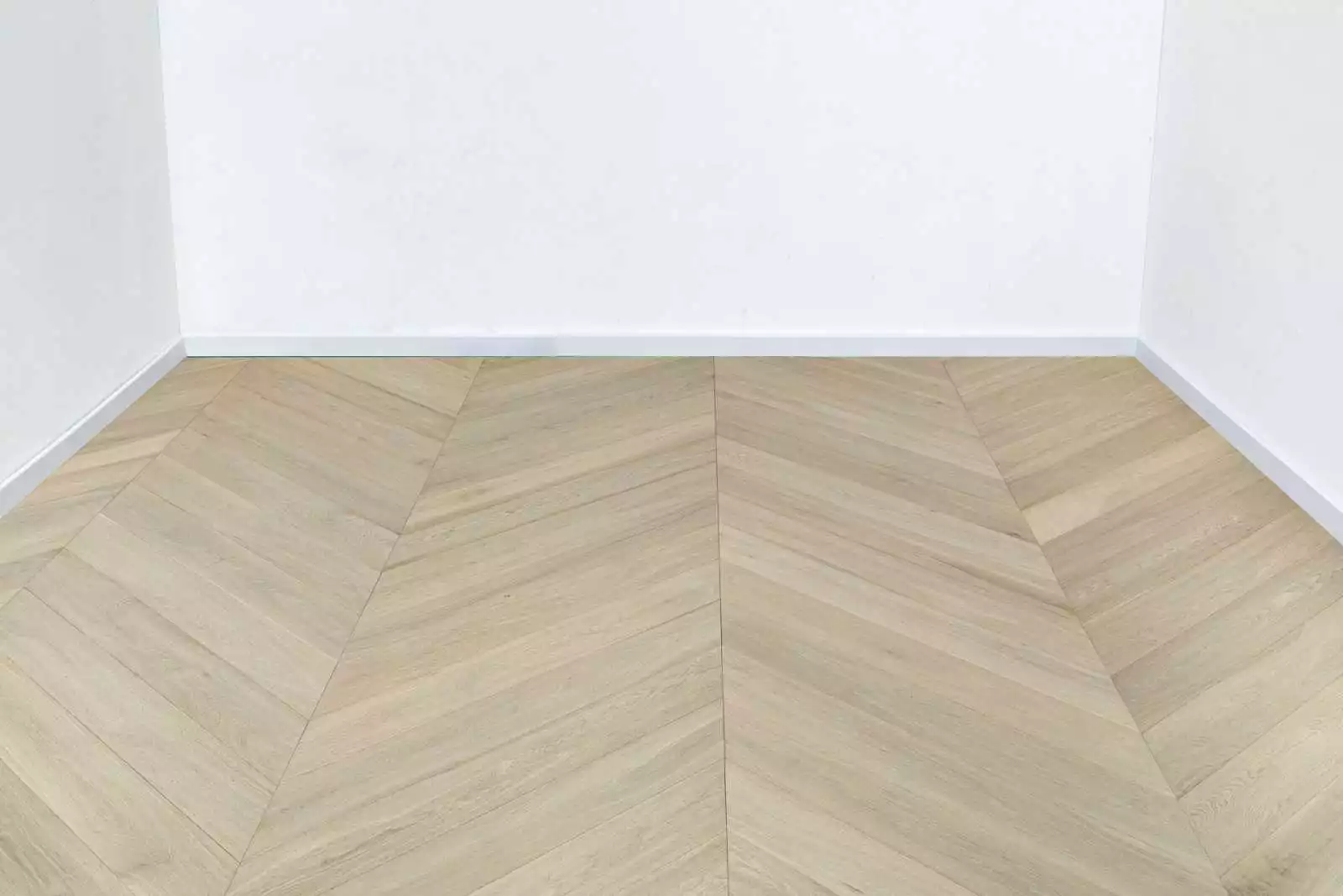 OVERSIZE INVISIBLE SELECTION CHEVRON