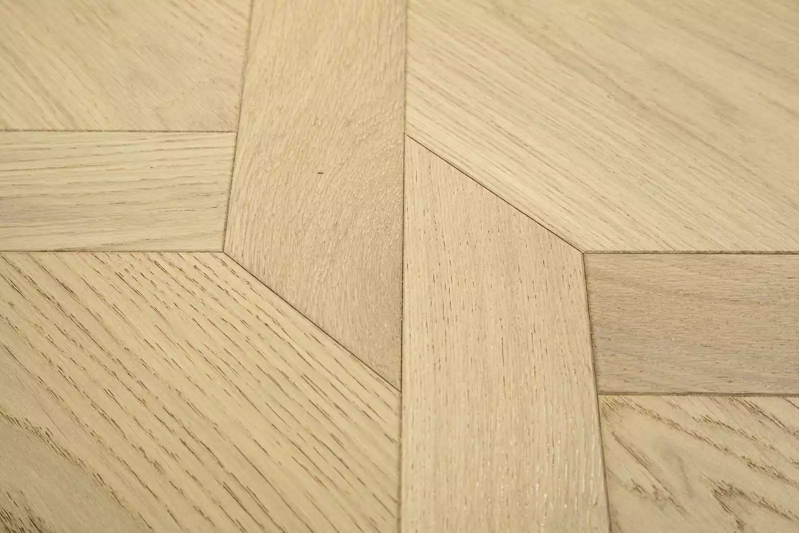 TRECCIA NUDE